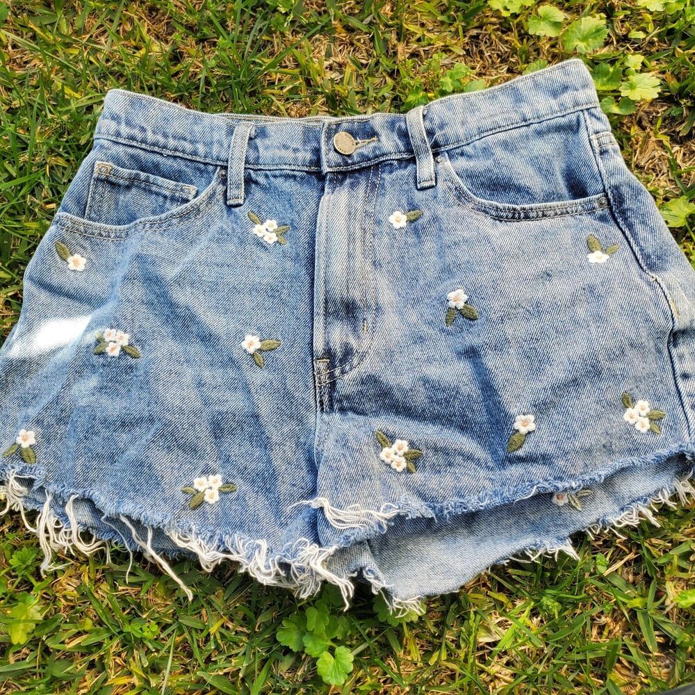 Simply Society Cut Off Denim Shorts Size 5/27